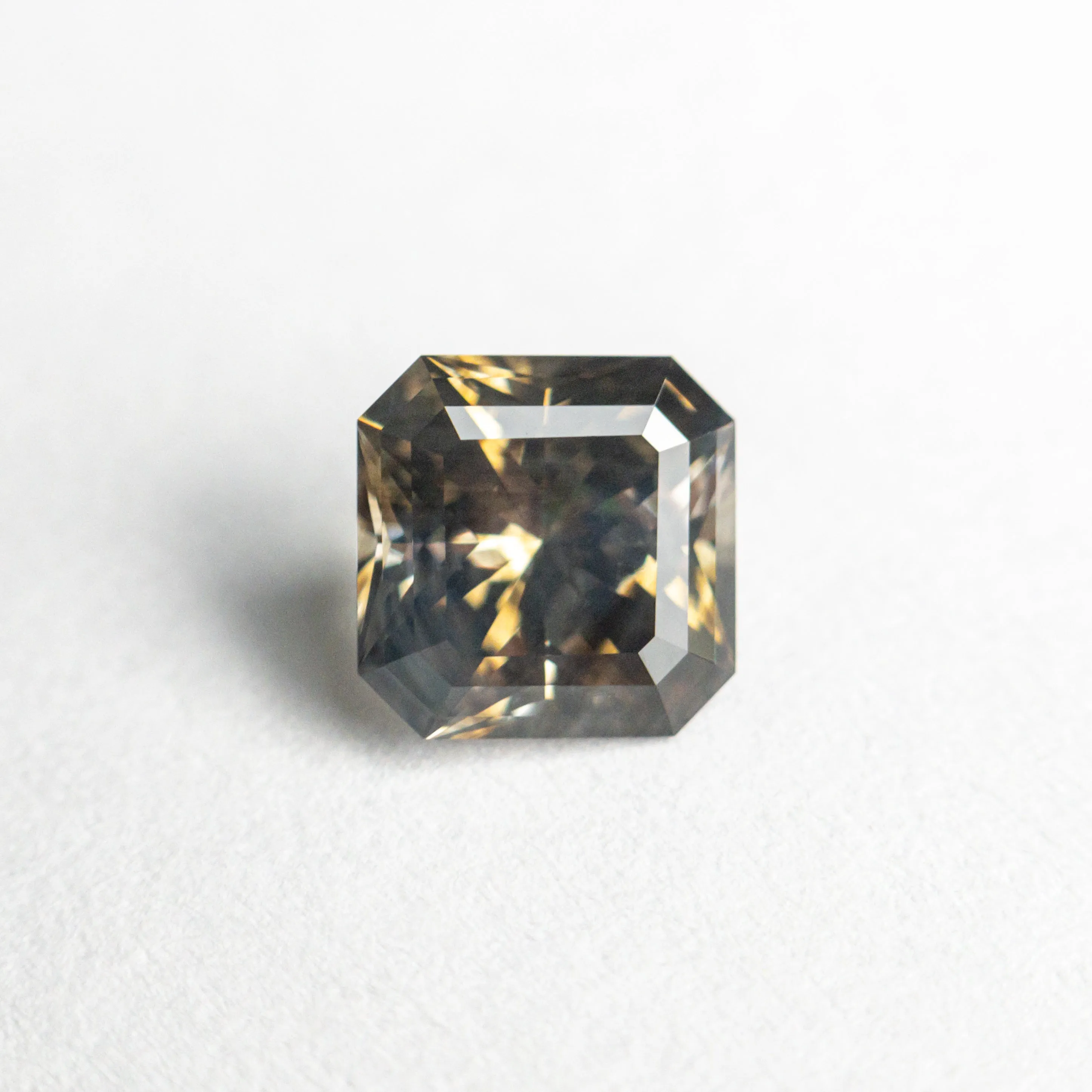 0.97ct 5.65x5.66x3.61mm Cut Corner Square Brilliant Sapphire 23783-05