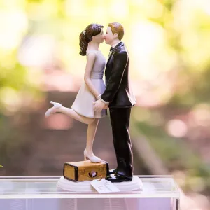 A Kiss and We're Off!" Figurine