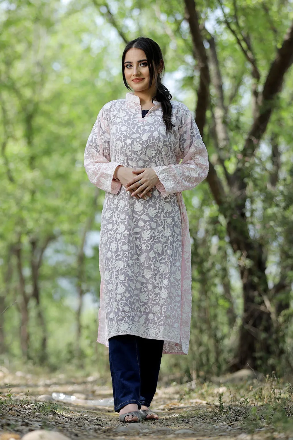 Alluring Light Pink Colour Kashmiri Embroidered Georgette Kurti