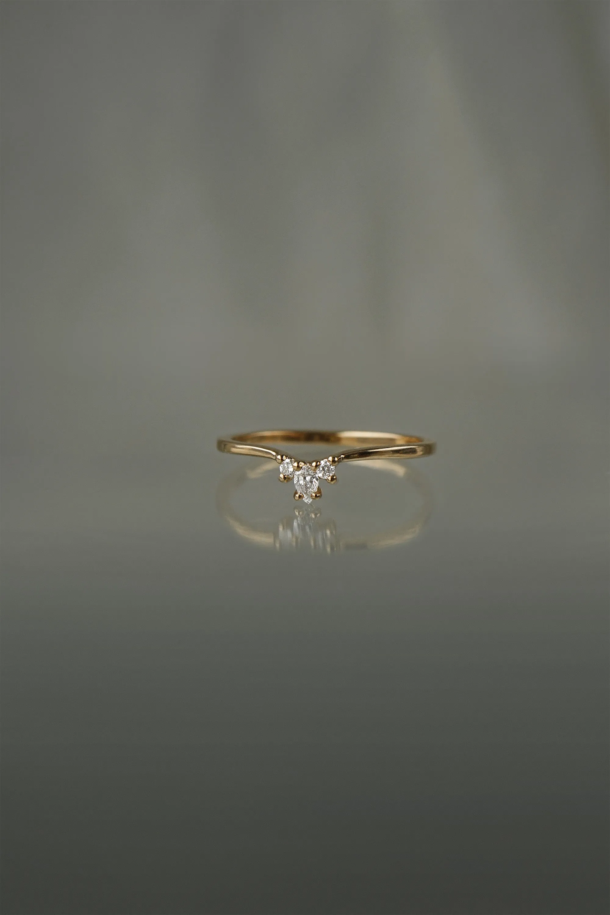 Brilliant Pear Aika Ring