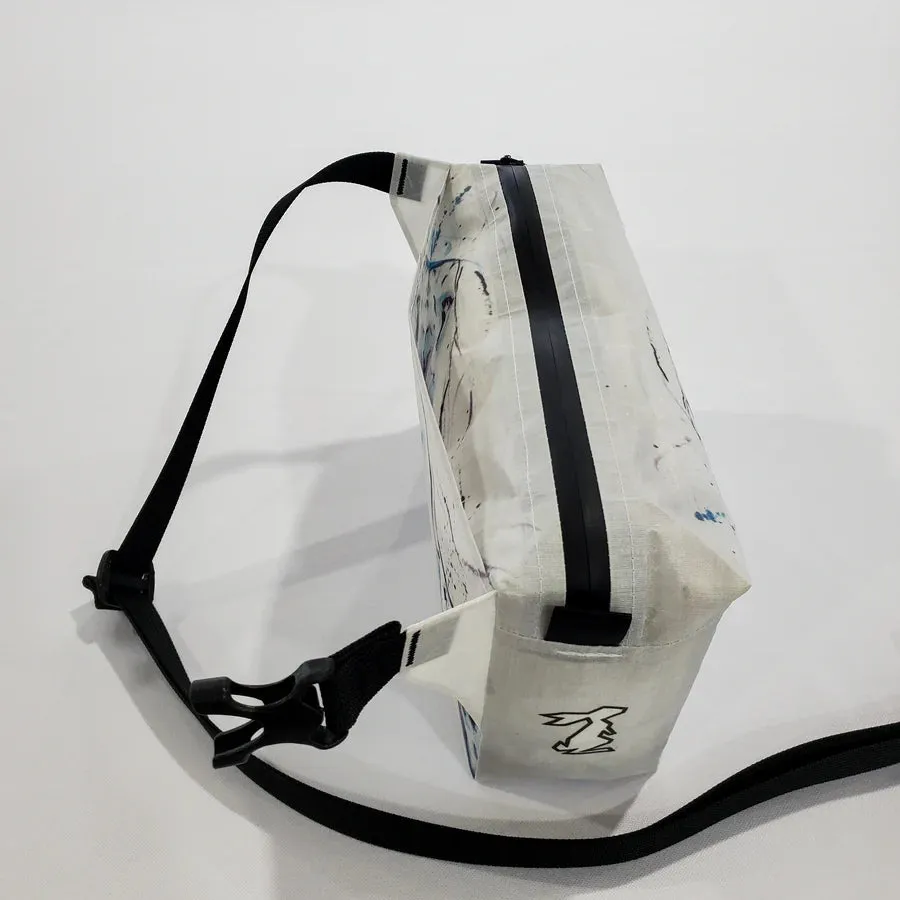 High Tail Designs - Ultralight Fanny Pack V1.5 "Curious Hawk"