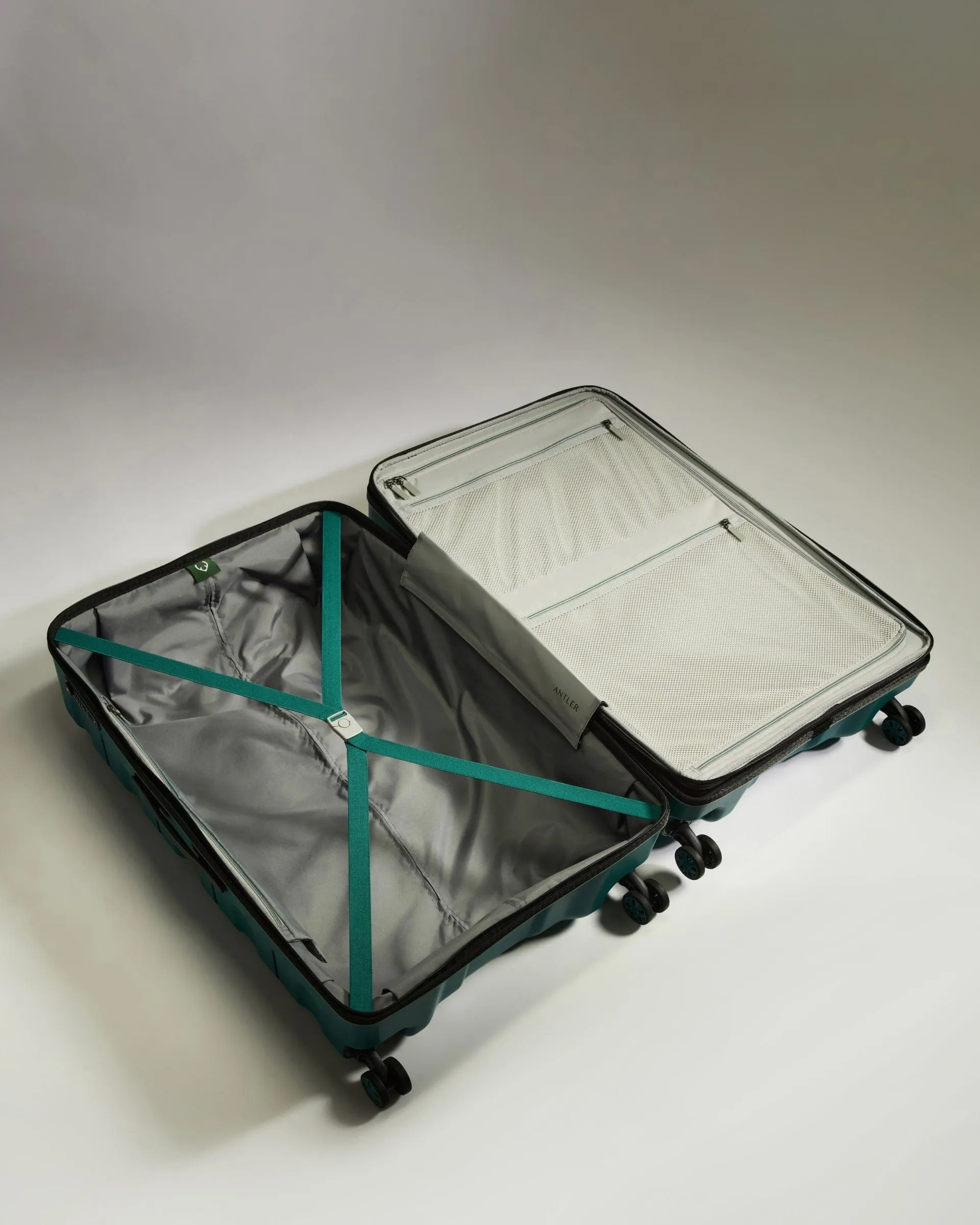 Large Suitcase in Deep Teal - Lincoln