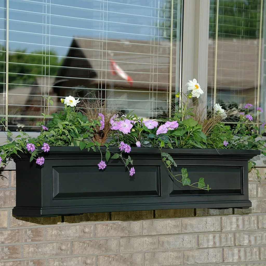 Mayne Nantucket 4ft Window Box Planter