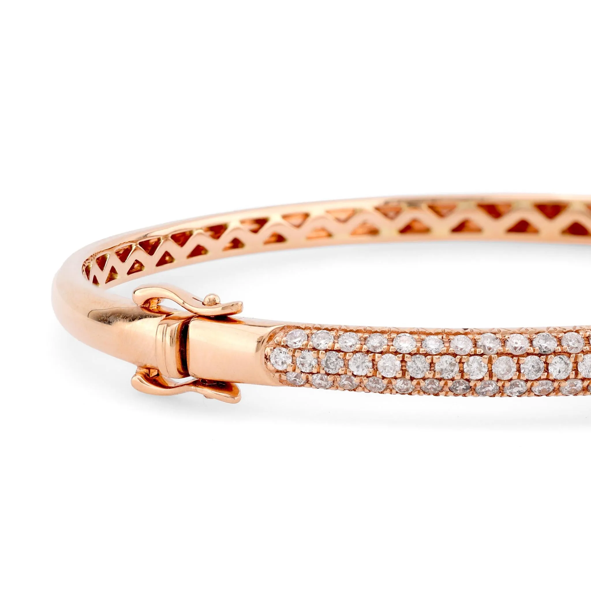 Modern 2.17 Carat Total Weight Diamond 14K Rose Gold Bangle