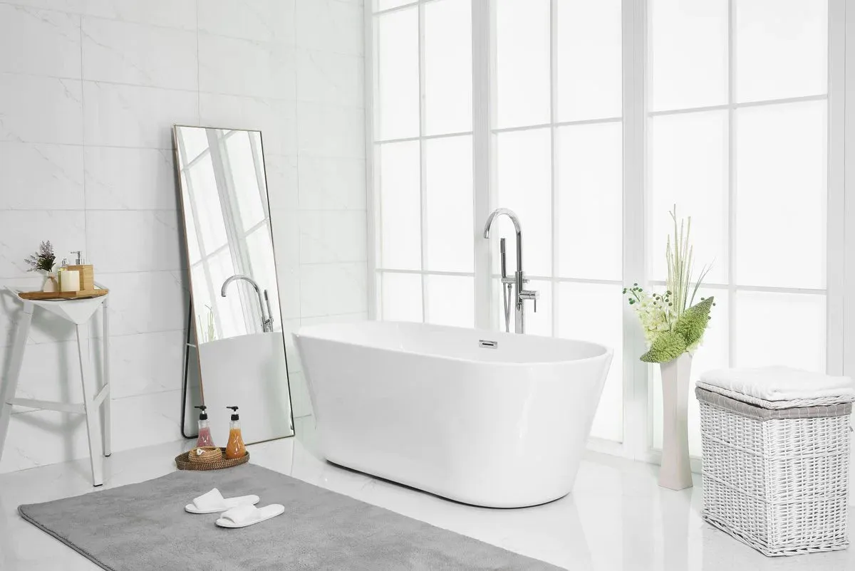 Odette 65" Soaking Roll Top Bathtub