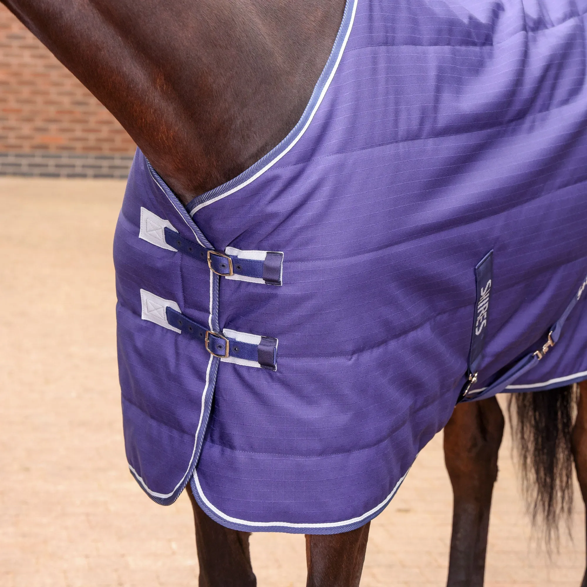 Shires Tempest Original 100g Stable Rug