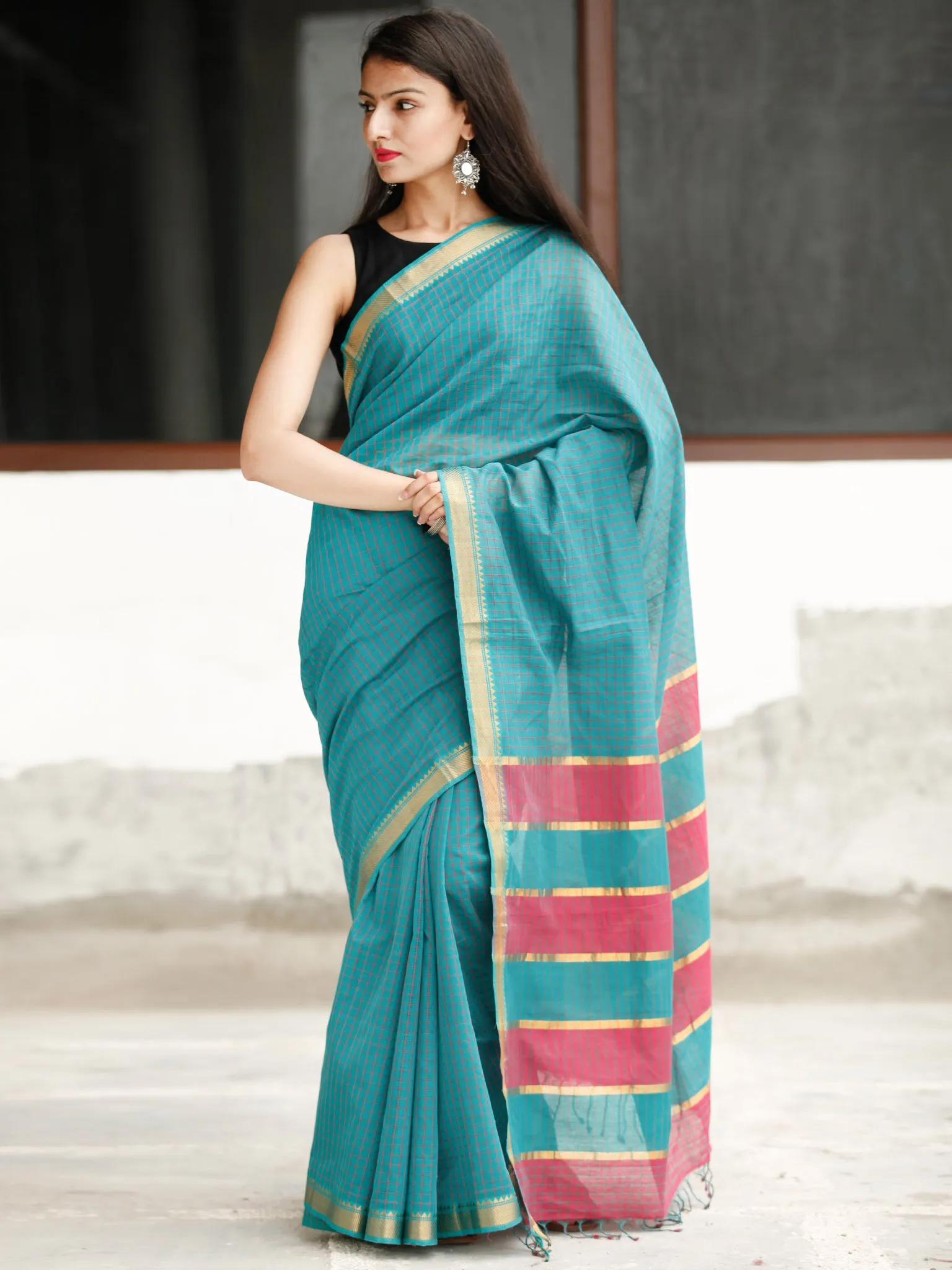 Teal Green Coral Handloom Mangalagiri Cotton Saree With Zari Border - S031704051