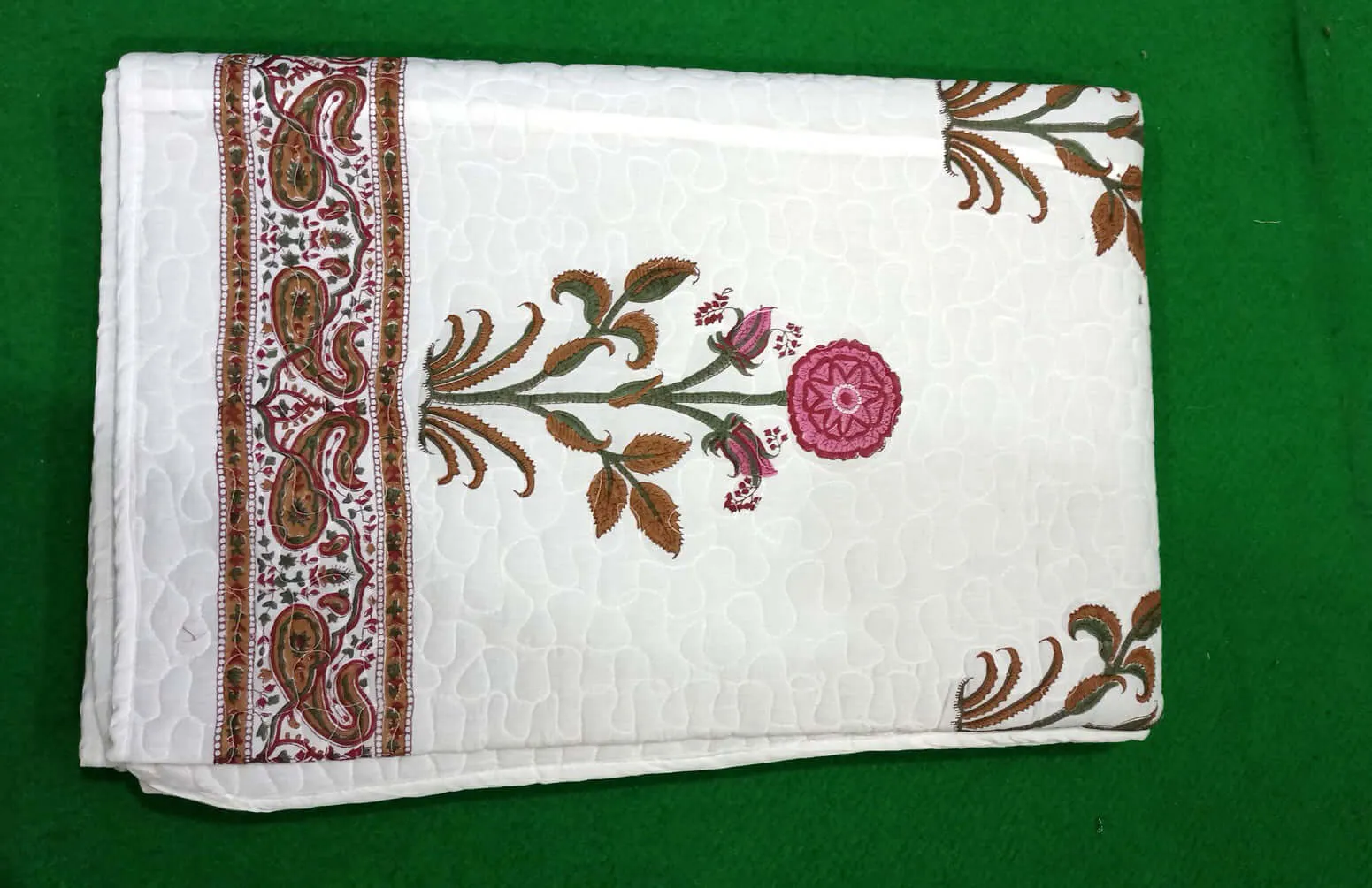 White Cotton Quilt Floral Handblock print Quilted Jaipur Razai Premium Quality