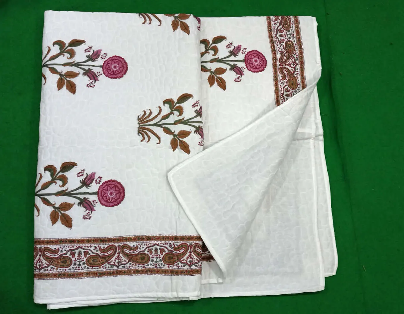 White Cotton Quilt Floral Handblock print Quilted Jaipur Razai Premium Quality